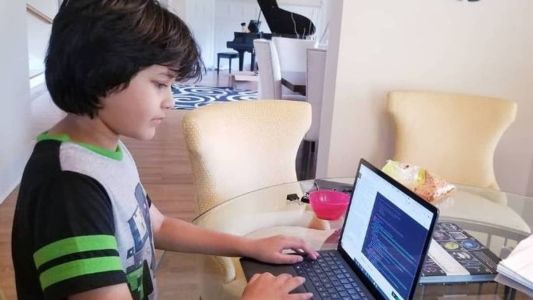 Kairan Quazi, de 14 anos, é graduado mais novo nos 172 anos da Universidade de Santa Clara