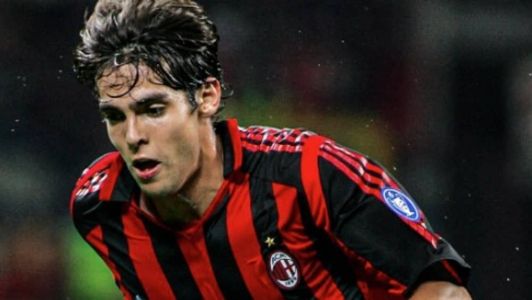 Kaká durante partida pelo Milan