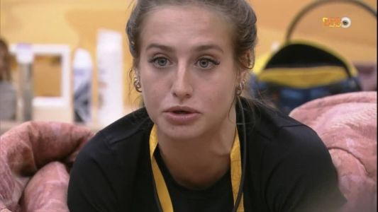 Kakau Barra ficou revoltada com as atitudes do modelo com a filha