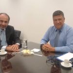 'Não vou jogar 4 milhões de votos no lixo', disse Kalil em Brasília