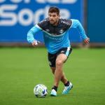 Grêmio pode voltar a utilizar três zagueiros diante do Cruzeiro