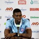 Bahia não poderá usar Kanu contra o Botafogo por questão contratual 