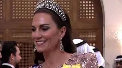 Kate Middleton chamou atenção pela pela exuberante