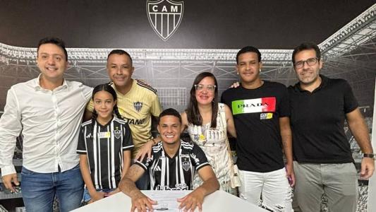 Kawê, atacante do Atlético