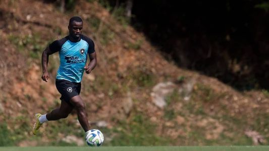 Kayque está de volta aos jogos do Botafogo