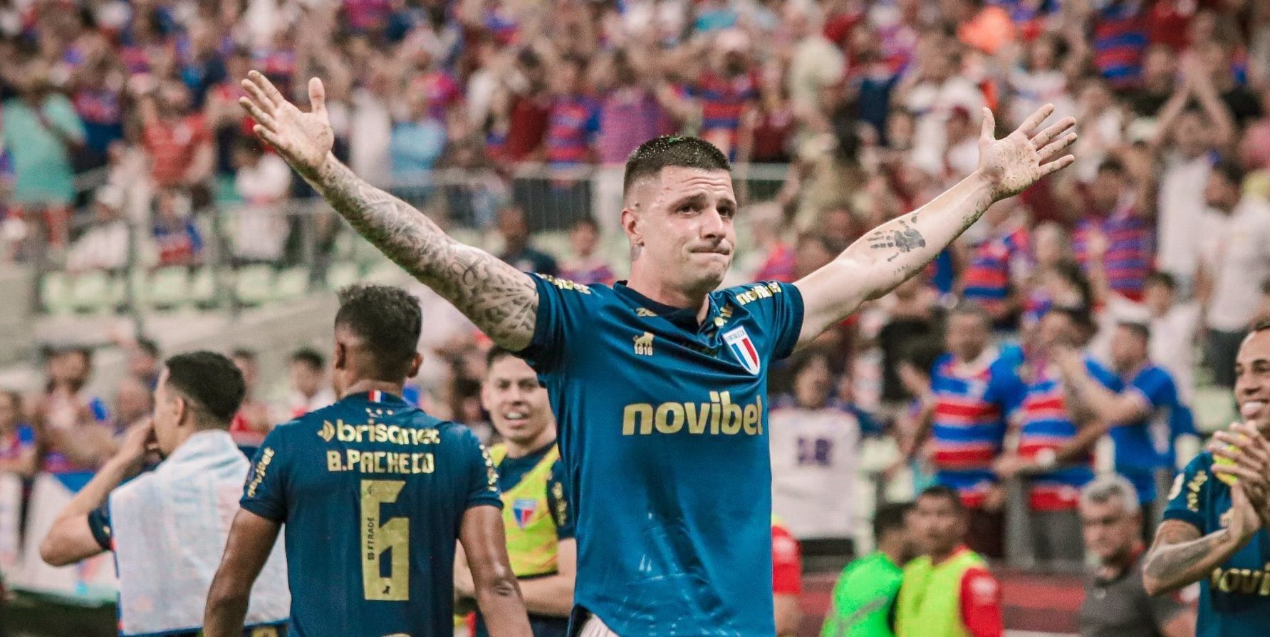 Fortaleza vence Atlético-GO, embala no Brasileiro e entra no G4
