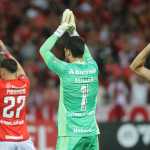 Técnico Mano Menezes, do Inter, defende Keiller após empate com Nacional