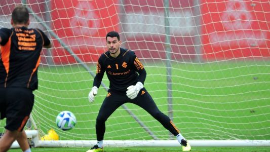 Keiller retorna à titularidade contra o Metropolitanos