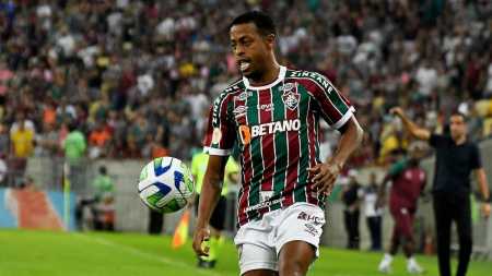 Keno em ação pelo Fluminense contra o Bahia, no Maracanã