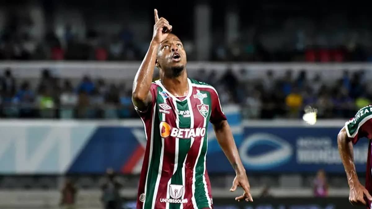 Declaração de Keno, do Fluminense, repercute negativamente na torcida do Inter; veja