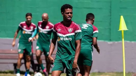 Keno pode se tornar um dos maiores vencedores do futebol brasileiro