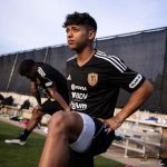 Joia venezuelana do Fortaleza fica no banco contra Itália e técnico é criticado