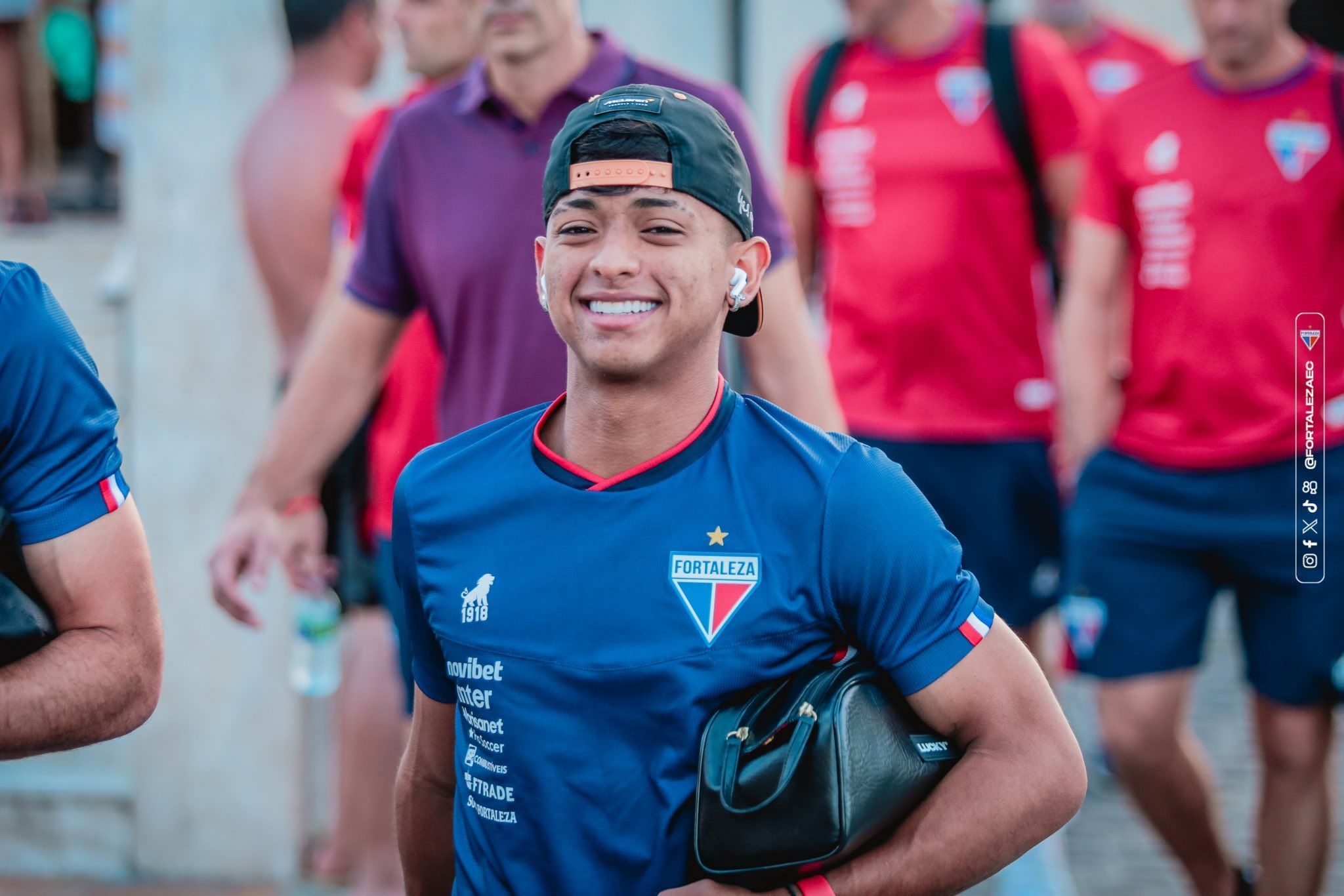 Fortaleza terá reforços no meio de campo para enfrentar o Flamengo