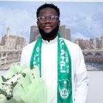 Al-Ahli, time de Roberto Firmino, contrata volante ex-Barcelona 