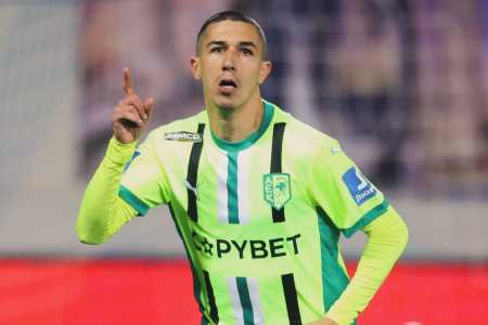 Cantalapiedra comemora gol pelo AEK Larnaca, do Chipre, seu último clube