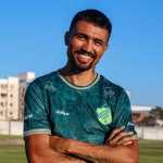 Kieza, ex-Cruzeiro e Náutico, é anunciado por 16º clube na carreira
