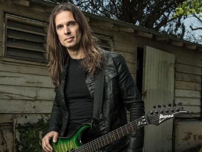 Kiko Loureiro, ex-integrante do Megadeth