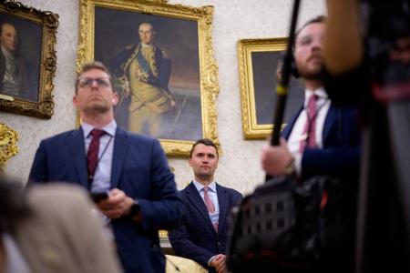 Charlie Kirk, ativista de direita baleado e morto nesta quarta-feira (10)