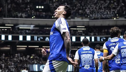 Kaio Jorge comemora gol do Cruzeiro sobre o Atlético na Copa do Brasil de 2025