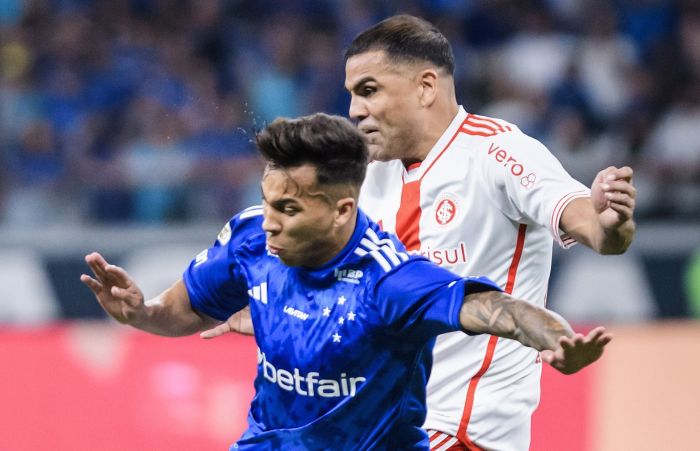 Kaio Jorge desperdiçou pênalti em jogo do Cruzeiro contra o Inter