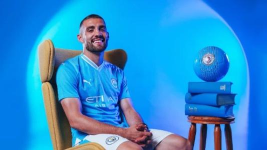Kovacic assinou contrato por quatro temporadas com o Manchester City