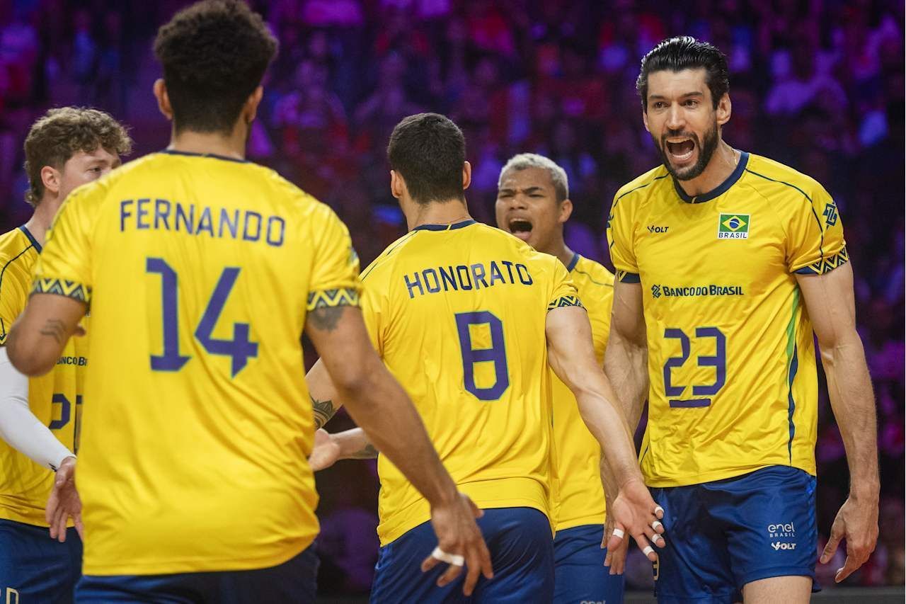 Brasil joga bem, vence Polônia e assume liderança da Liga das Nações de Vôlei
