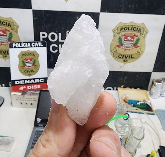 Polícia prende seis pessoas em laboratório de metanfetamina no centro de São Paulo