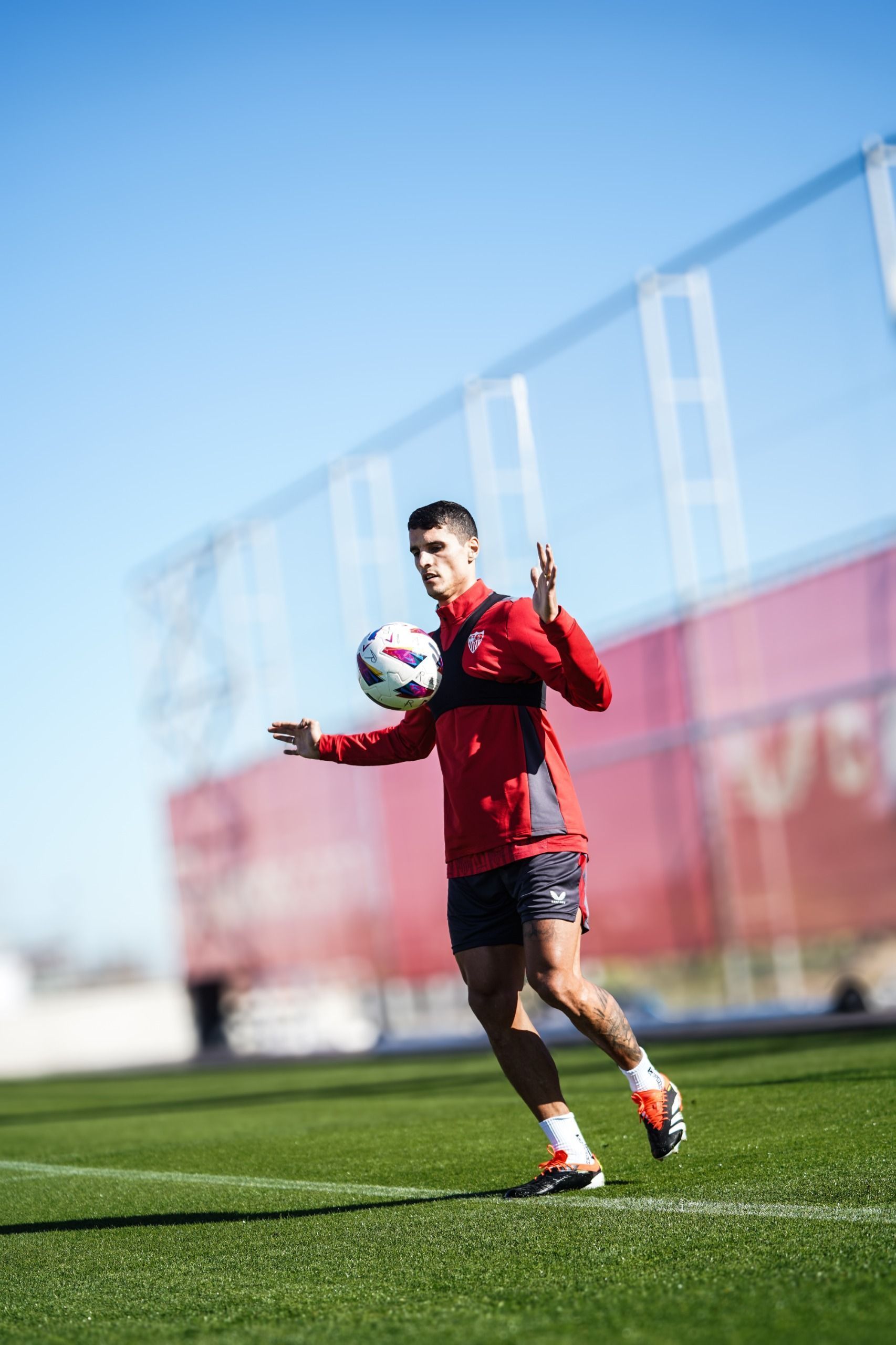 Ex-Seleção Argentina entra na mira do São Paulo, segundo jornal espanhol