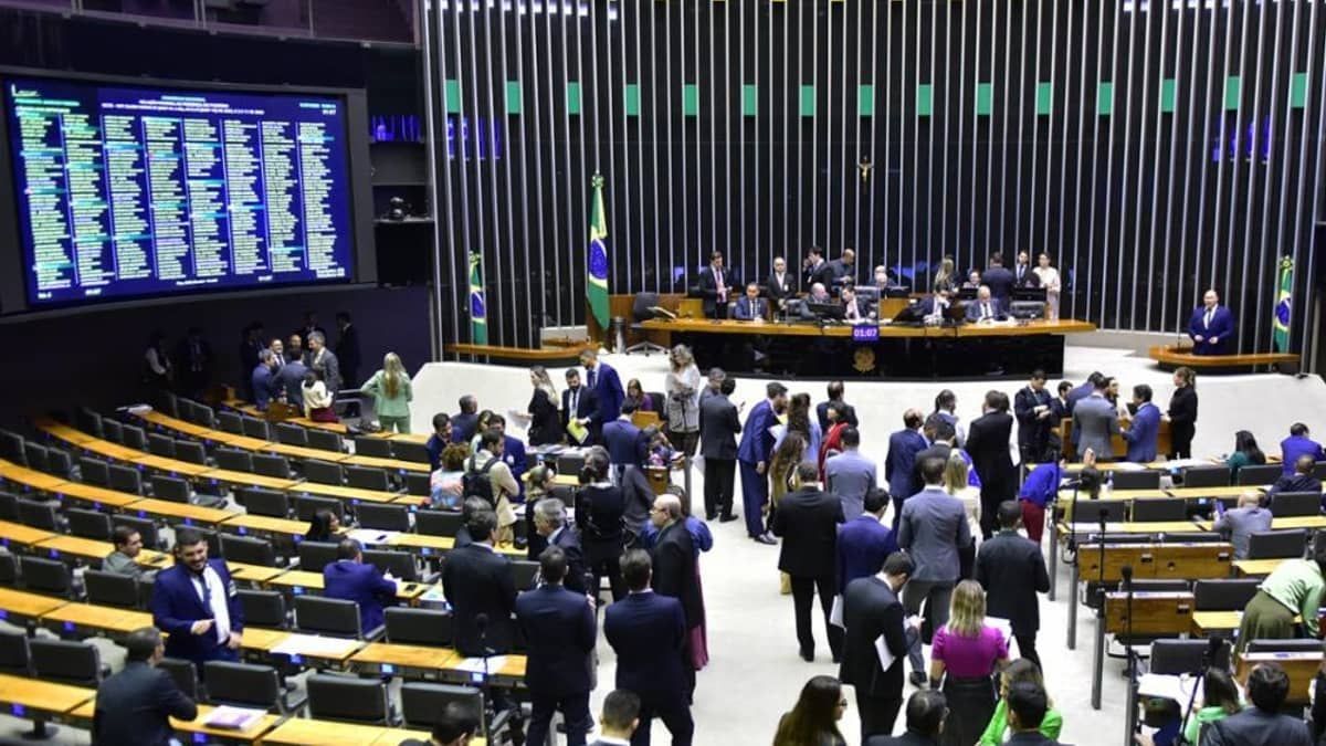 Sem marco fiscal, PAC pode ser adiado e insatisfação na Câmara pode prorrogar apreciação