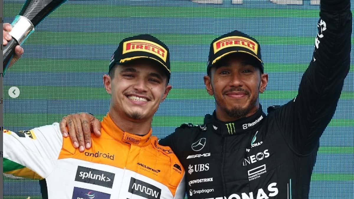 Hamilton celebra pódio em Silverstone e elogia McLaren: 'Eu não conseguia acompanhá-los'