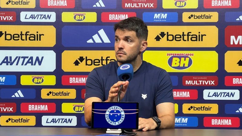 Esposa de atacante do Cruzeiro reage à demissão de Nicolás Larcamón