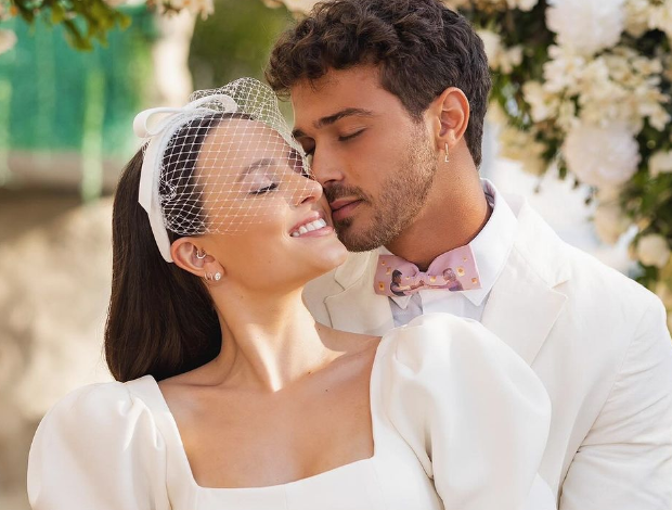 Larissa Manoela e André Luiz Frambach se casam