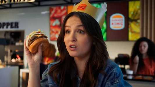 Larissa Manoela em novo comercial de TV
