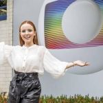 Larissa Manoela decide futuro na Globo enquanto grava em Nova Iorque