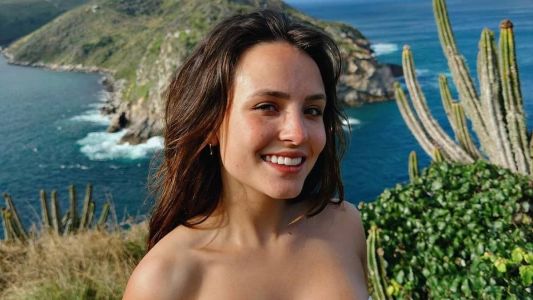 Larissa Manoela teria ficado três meses sem plano de saúde devido falta de trânsparencia dos pais