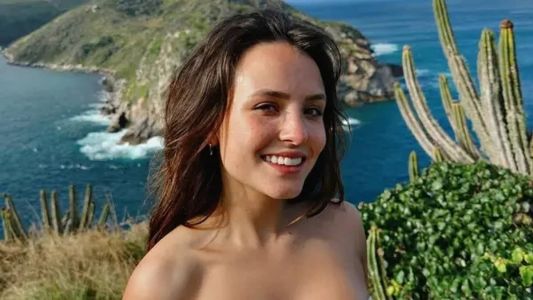 Larissa Manoela teria ficado três meses sem plano de saúde devido falta de transparência dos pais