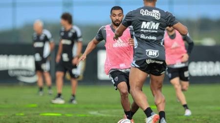 Lateral de 26 anos defendeu o Juventude, de Caxias, e tem maior oportunidade da carreira
