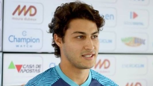 Lateral-direito Marcinho durante passagem pelo Bahia