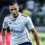 Lateral do Cruzeiro, Marlon está no top 5 de passes decisivos no Brasileirão