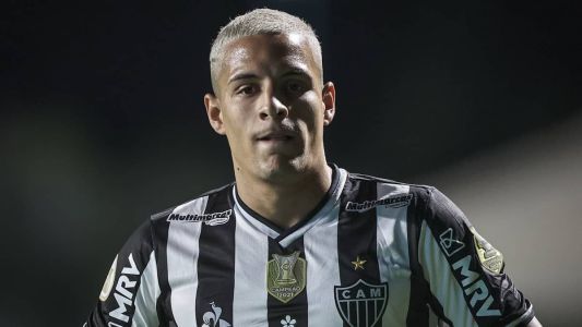 Lateral-esquerdo Guilherme Arana desfalcará o Atlético no próximo sábado (2)
