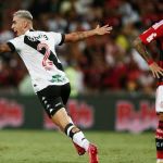 Vasco vence o Flamengo com golaço e entra no G4 do Campeonato Carioca