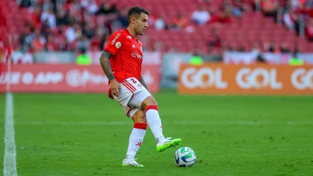 Inter: Hugo Mallo tem lesão diagnosticada; Gabriel é dúvida para enfrentar o Santos