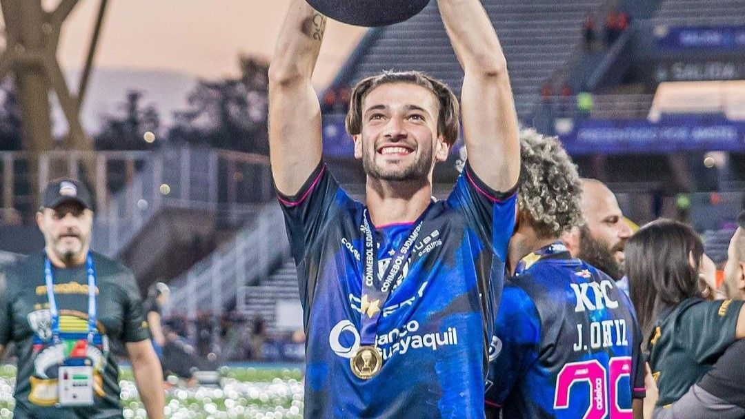 Veloz e goleador: jornalista equatoriano diz como joga Lautaro Díaz, do Cruzeiro
