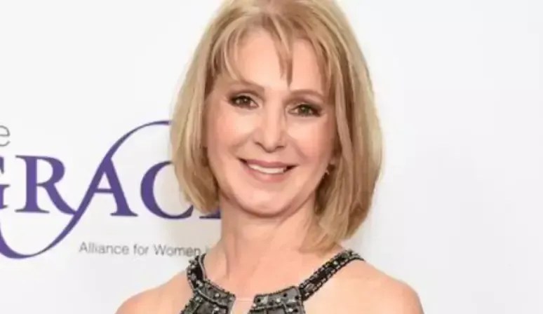 Acidente de carro mata a cantora Laura Lynch, fundadora da banda country Dixie Chicks