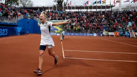 Laura Pigossi ganhou duas medalhas de ouro no Pan de Santiago
