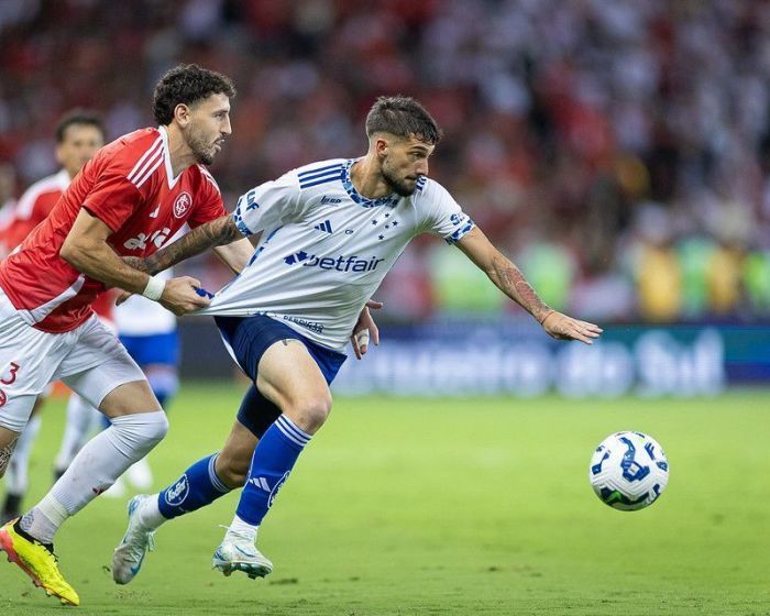 Lautaro Díaz, atacante do Cruzeiro, entrou no segundo tempo do jogo contra o Internacional