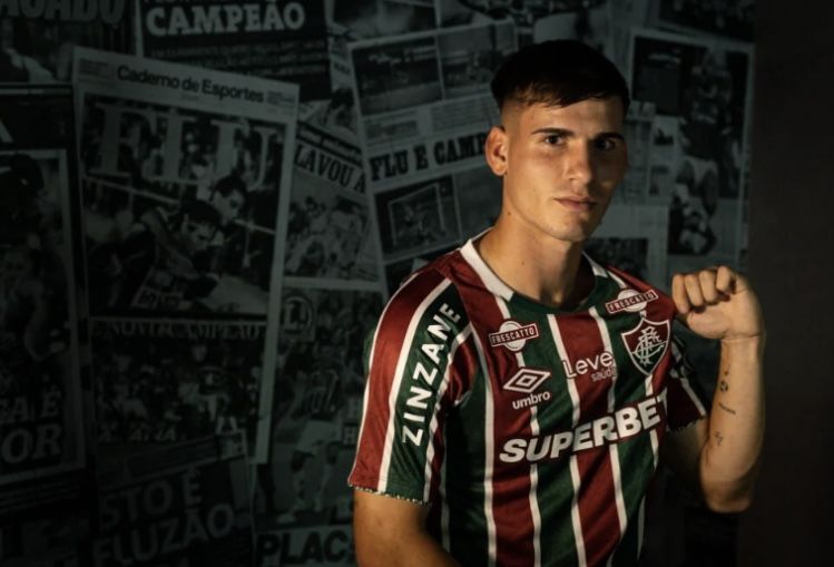 Atacante não é relacionado para duelo nas Eliminatórias e retorna ao Fluminense