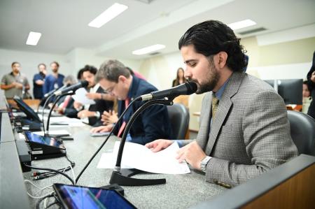 Zé Laviola (Novo), relator do projeto do teto de gastos do Propag na CCJ