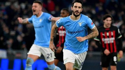 Lazio goleou o Milan por 4 a 0 nesta terça-feira (24), no Estádio Olímpico