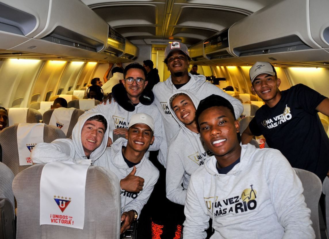 Com mensagem 'especial', LDU desembarca no Rio para enfrentar Fluminense